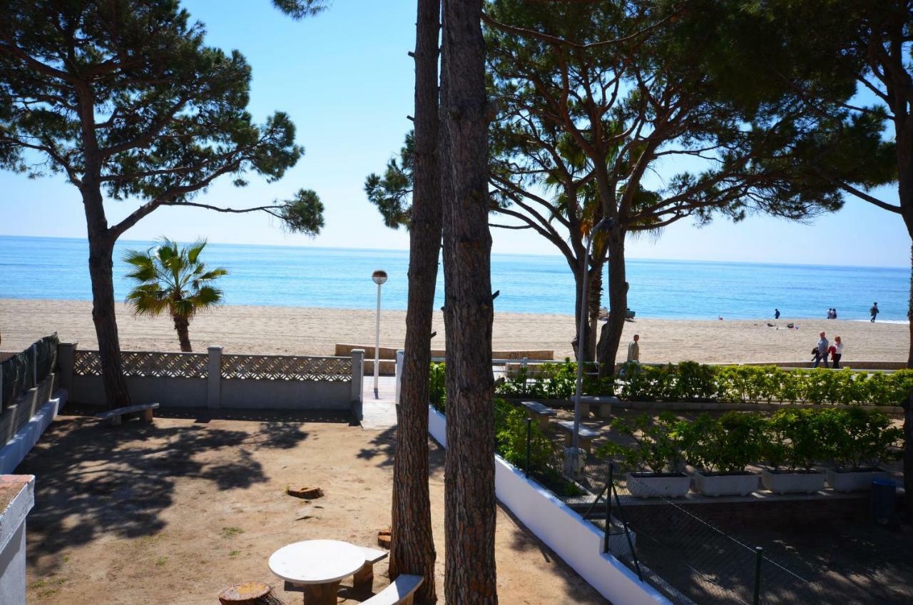 La Torre - Villa Rosamar Beach Cambrils Exterior foto