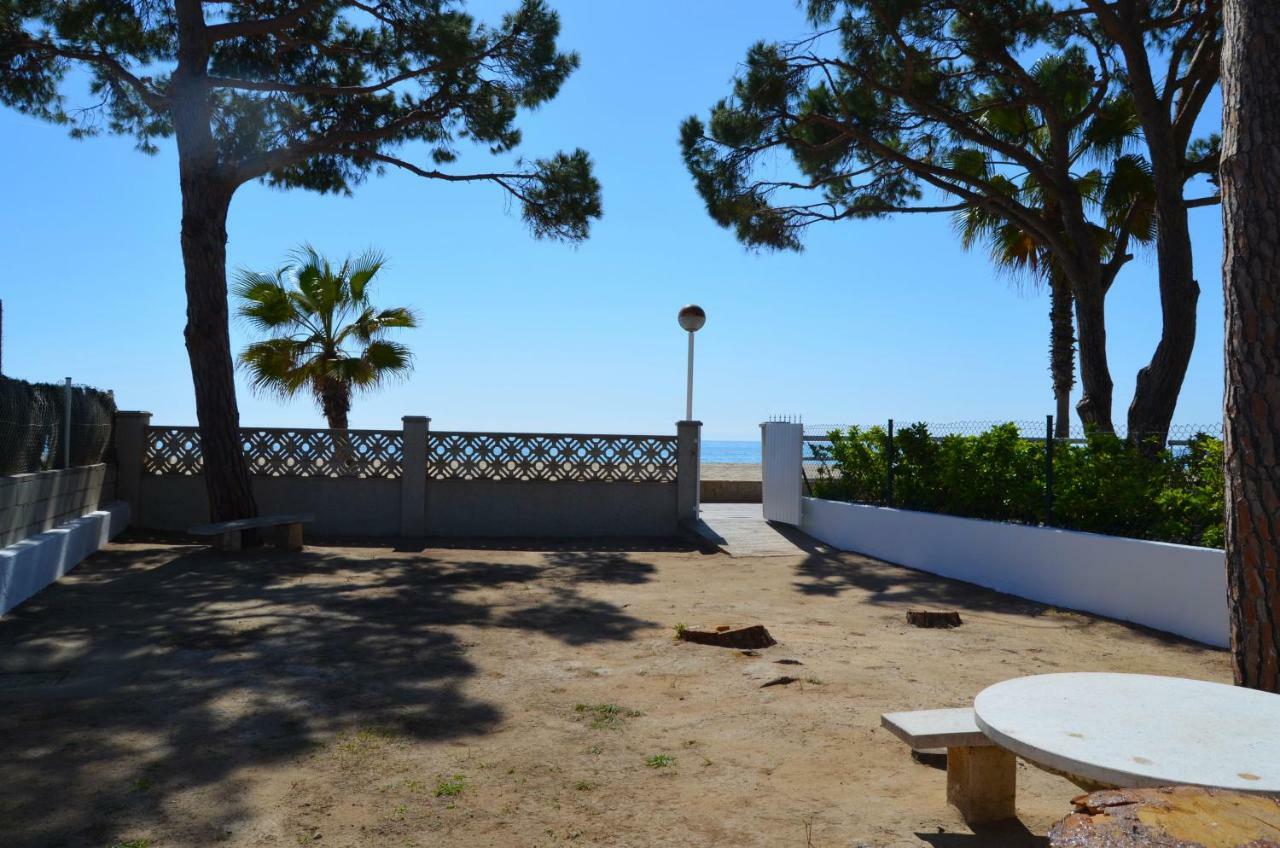 La Torre - Villa Rosamar Beach Cambrils Exterior foto